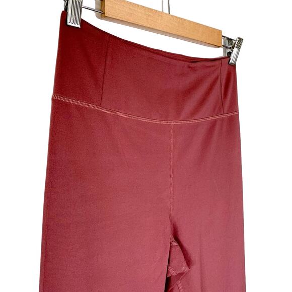 Girlfriend Collective NEW Float Ultralight 7/8 Legging Lightweight Fig Large - Picture 4 of 11